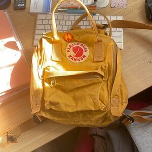 perfect condition fjallraven mini backpack - peace pin included!